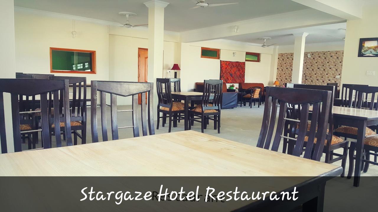 Stargaze Hotel & Apartment Абботтабад Экстерьер фото